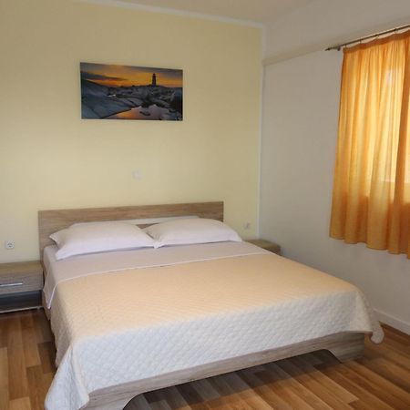 Apartment Sime - Zad505 By Interhome Sukošan Esterno foto